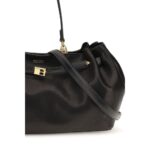 Balenciaga черна кожена чанта за рамо от телешка кожа Bos Taurus - Image 4