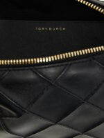 Tory Burch черна кожена чанта през тялото - Image 4