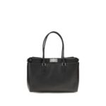 Fendi черна кожена чанта за рамо