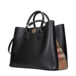 Burberry черна кожена дамска чанта - Image 2